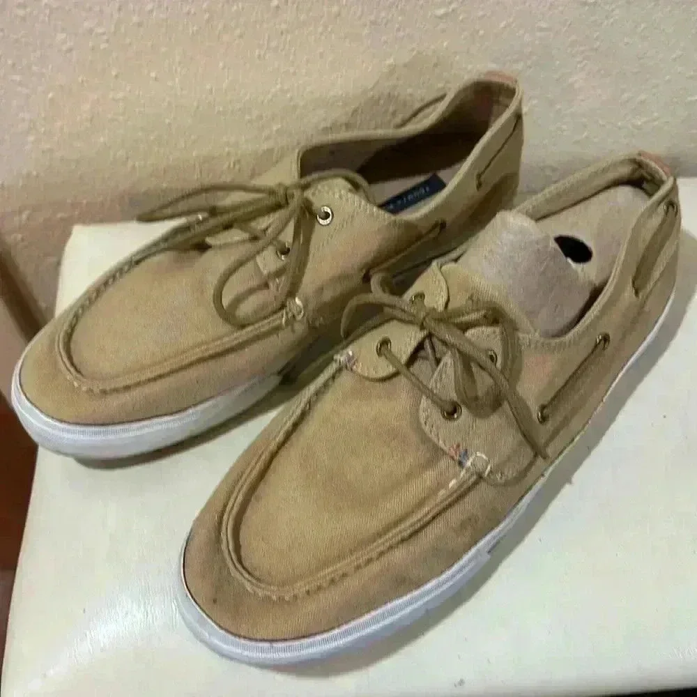 Tommy Hilfiger boat shoes, size 12